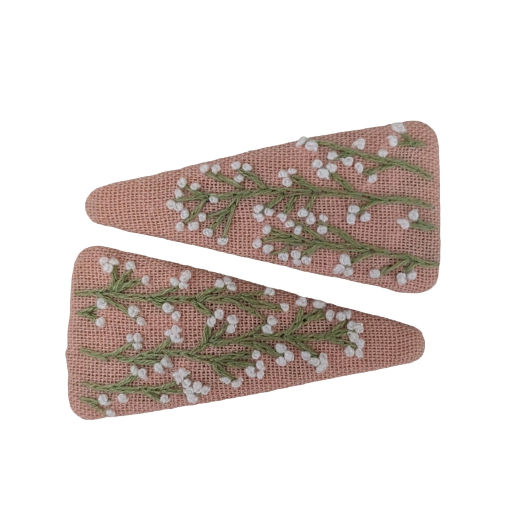 Triangle Embroidered Baby Breath Snap Clips Pink