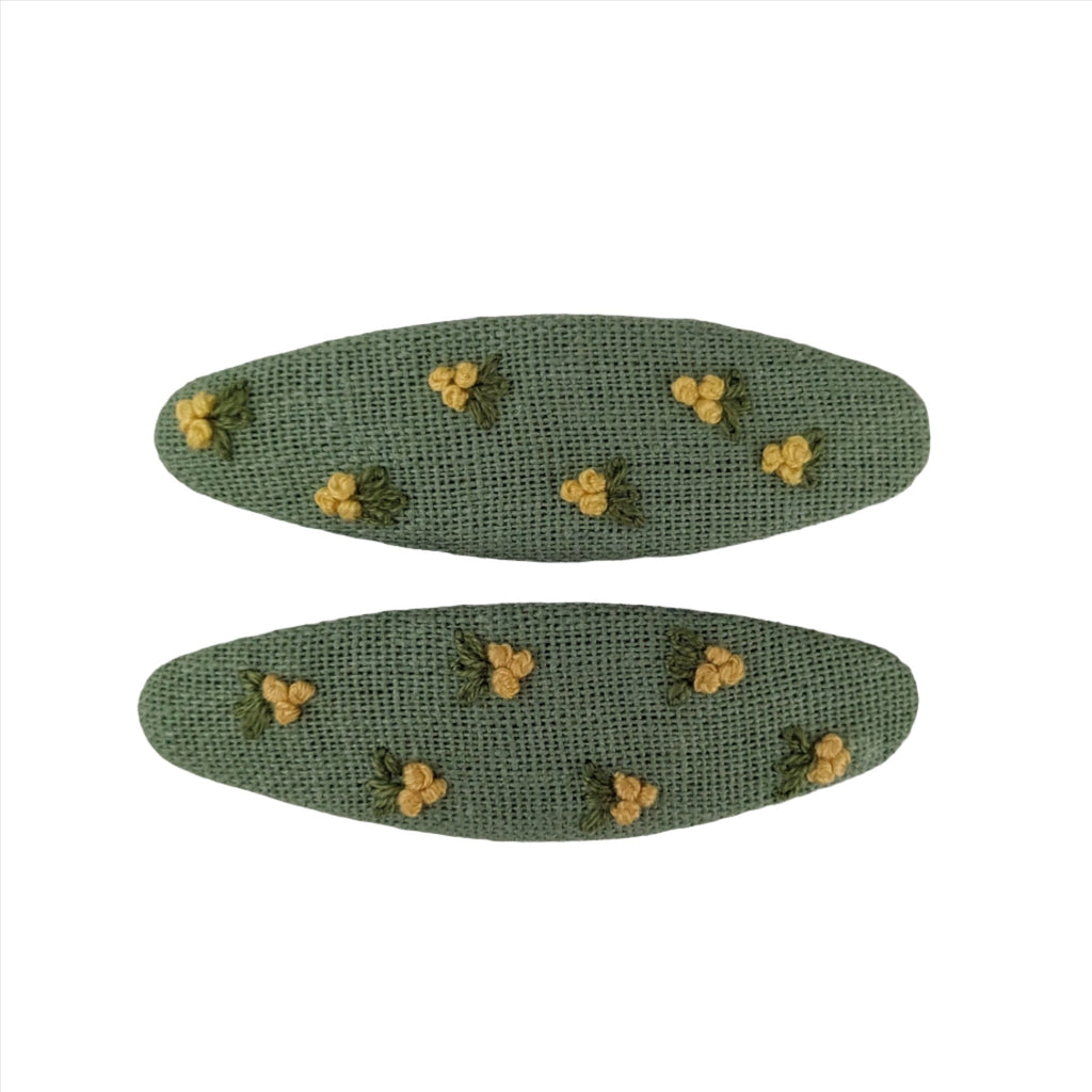 Embroidered Small Flower Snap Clips Green