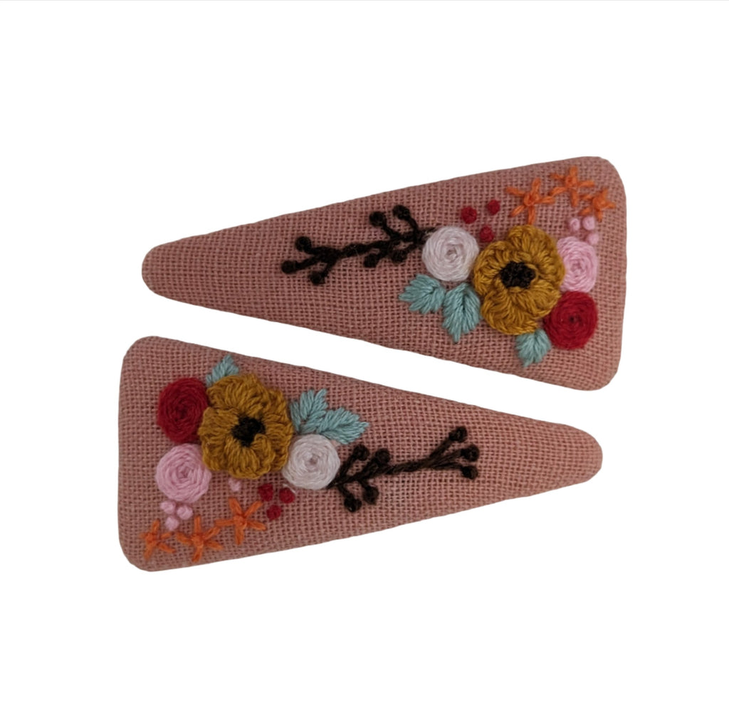 Triangle Embroidered Flower Bouquet Snap Clips
