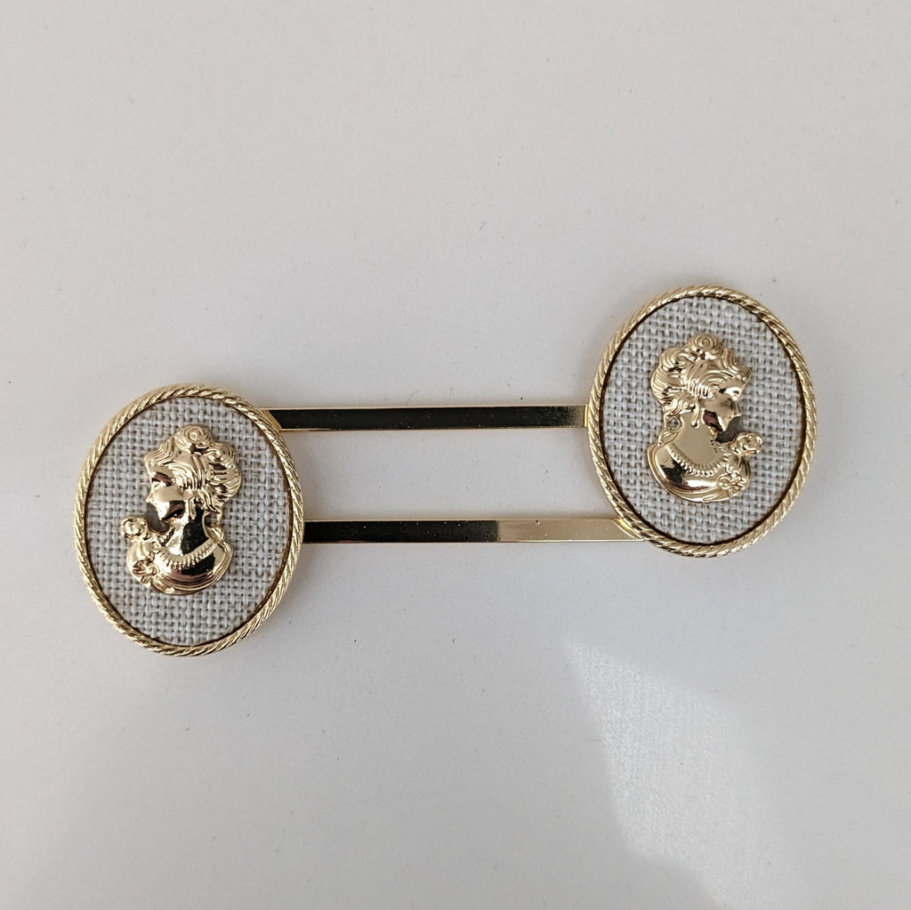 Linen Cameo Clips Natural