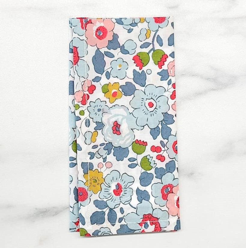 Hankie Betsy Ann Blue