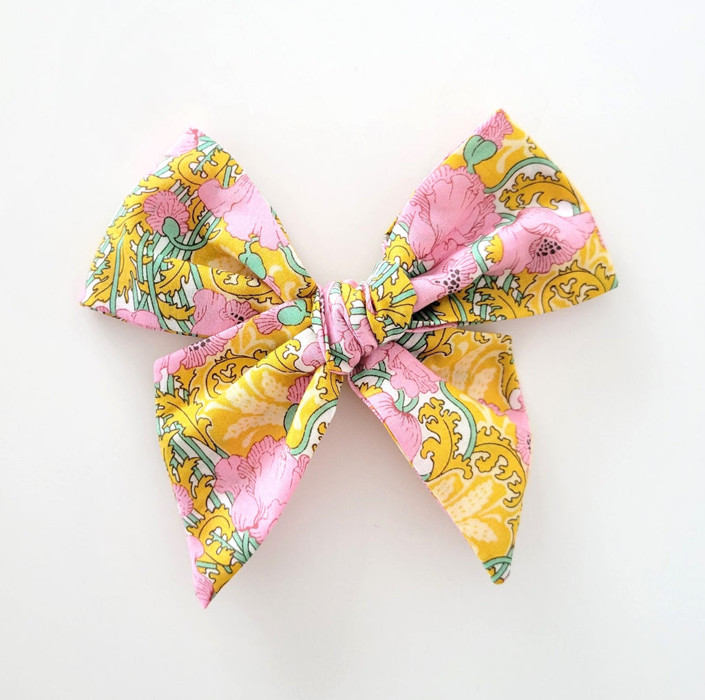 Girls Bow Clip Clementina Pink
