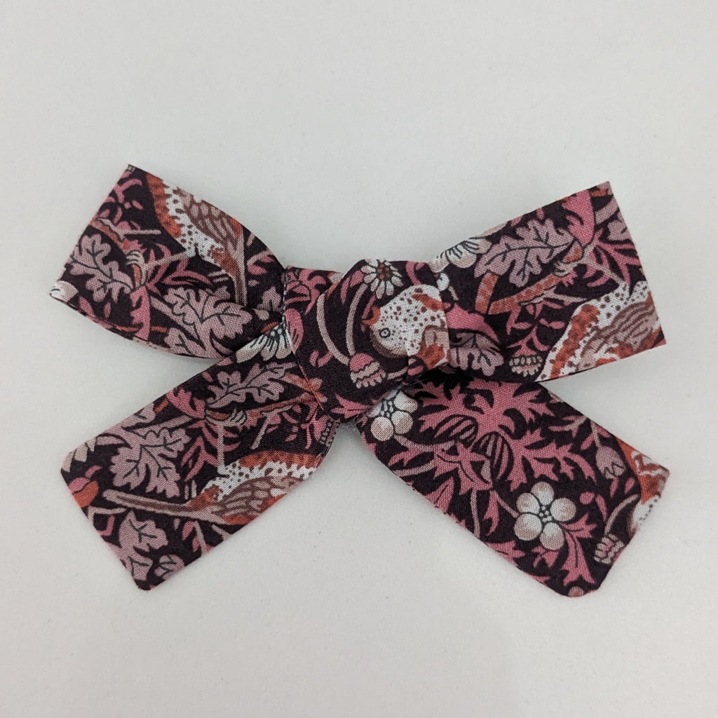 Liberty Bow Alligator Clip- Strawberry Thief pink AC221