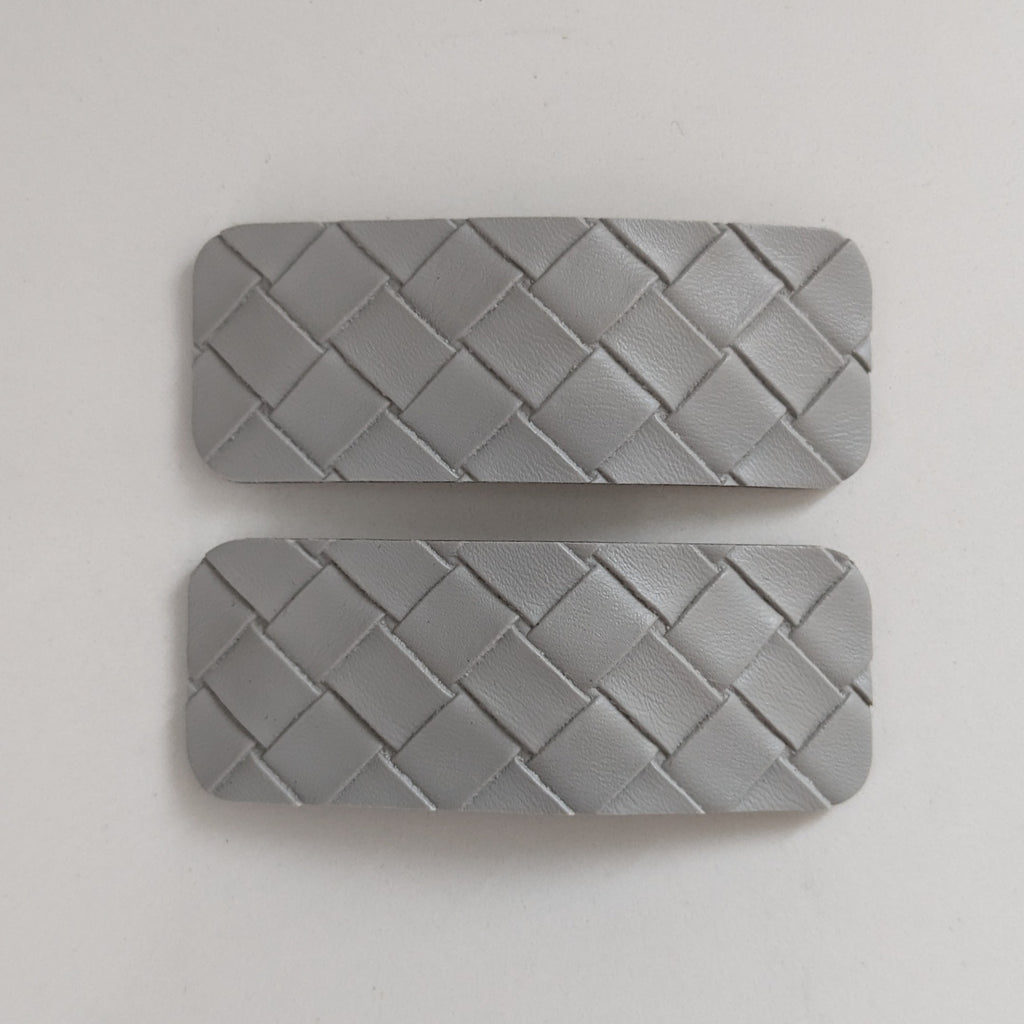 Woven Leather Snap Clips Grey AC448