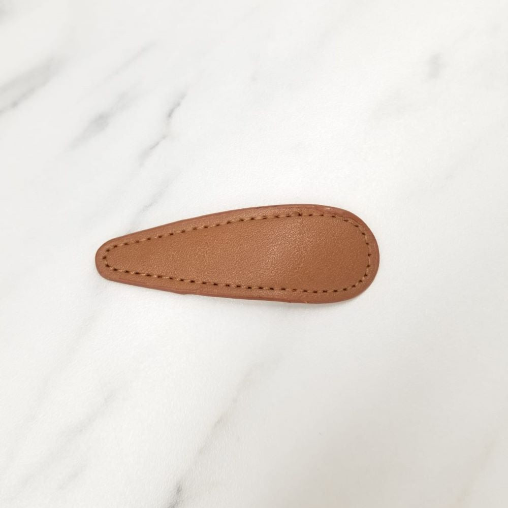 Faux Leather Teardrop Snap Clip Brown HC246